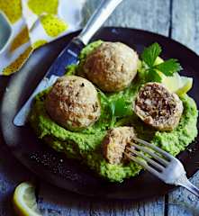 Königsberger Klopse mit Erbsenpüree