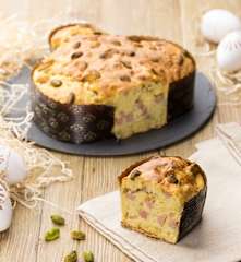 Colomba salata mortadella e pistacchi