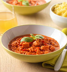 Paprika-Gulasch mit Wurst