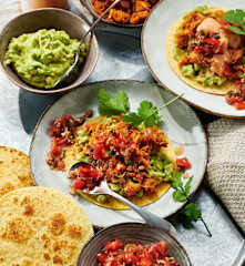 Tostadas mit Jackfrucht und Pico de Gallo