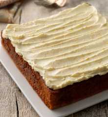 Möhren-Apfel-Kuchen