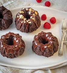 Mini chocolate bundts