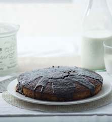 Pastel de canela y nuez