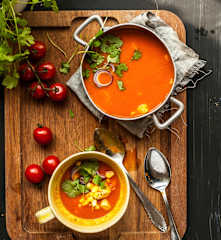 Mexická rajčatová polévka s kuřetem