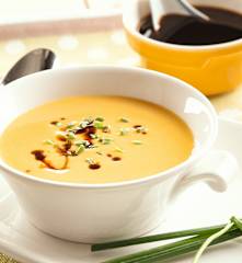 Crema de patatas, puerros y zanahorias