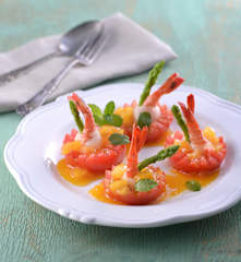 荔枝鳳尾蝦佐酸甜芒果醬