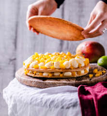Mille-feuille des Rois au citron vert, passion et mangue