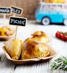 Piknikowe wegetariańskie empanadas