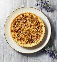 Crostata di pere e noci