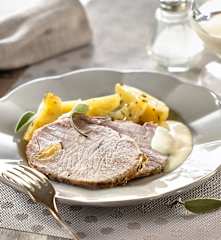 Filet de porc vapeur, pommes de terre fondantes