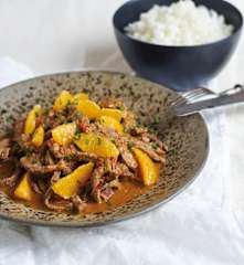 Vitela com molho de laranja