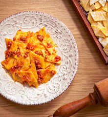 Maltagliati di farina di mais al ragù