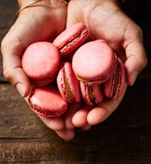 Macarons gingembre-litchi