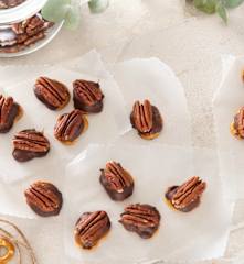 Galletas saladas con toffee, chocolate y nuez pacana