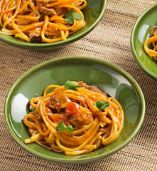 Tallarines saltados con carne