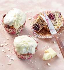 Muffins griottes et chocolat blanc