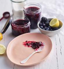 Confiture de fruits rouges