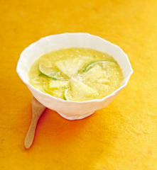 Soupe ananas-litchi