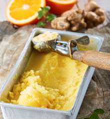 Helado de naranja y jengibre