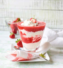 Strawberry-Cheesecake Overnight Oats