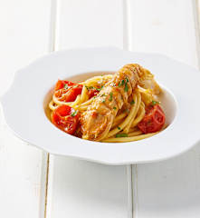 Bucatini con le canocchie