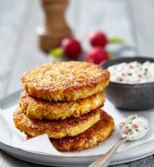 Reisbratlinge mit Apfel-Radieschen-Quark