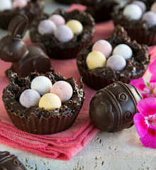 Σοκολατένιες φωλιές