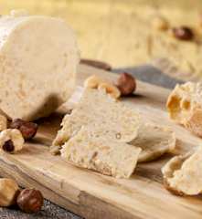 Máslo s lískovými oříšky