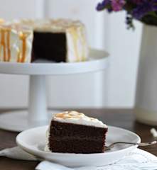 Bolo de chocolate riscado