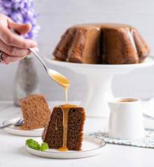 Babka kawowa z Varomy z solonym sosem karmelowym