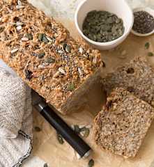 Pan de arroz integral con harina de espelta y semillas