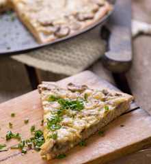 Champignon-Pizza mit Vollkornteig