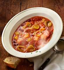 Serbische Bohnensuppe mit Cabanossi