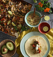 Fajitas con pollo e funghi