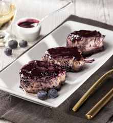 Medaglioni con riduzione ai mirtilli e balsamico