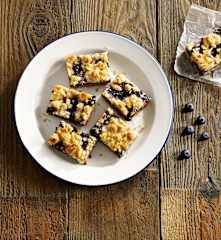 Blueberry Crumble Bars