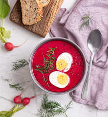 Chłodnik z buraków i rzodkiewek