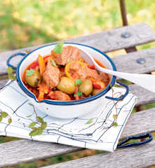 Bœuf mijoté aux aubergines et olives vertes