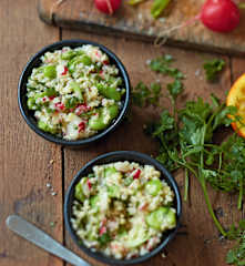 Salade de boulgour, fèves et radis