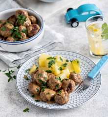 Skandynawskie klopsiki z kremowym sosem