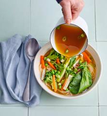 Bouillon thaï aux légumes