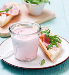 Krem chrzanowo - żurawinowy