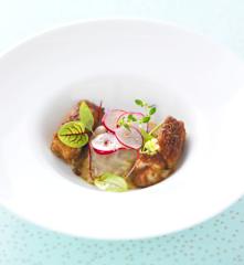 Dos de cabillaud en panure d'herbes, raviole et bouillon végétal (Demi-finale Thermostars 2017)