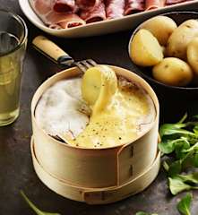Fondue-raclette au mont-d'or