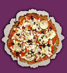 Low Carb Pizza mit Zucchini und Pilzen