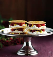 Napoleões de framboesa e pistácio