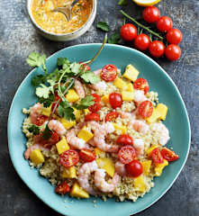Taboulé de quinoa exotique aux crevettes
