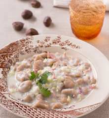 Gnocchi di patate e castagne al sugo di porri e speck