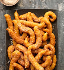 Doigts de beignet à la citrouille