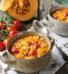 Minestra di zucca e riso integrale